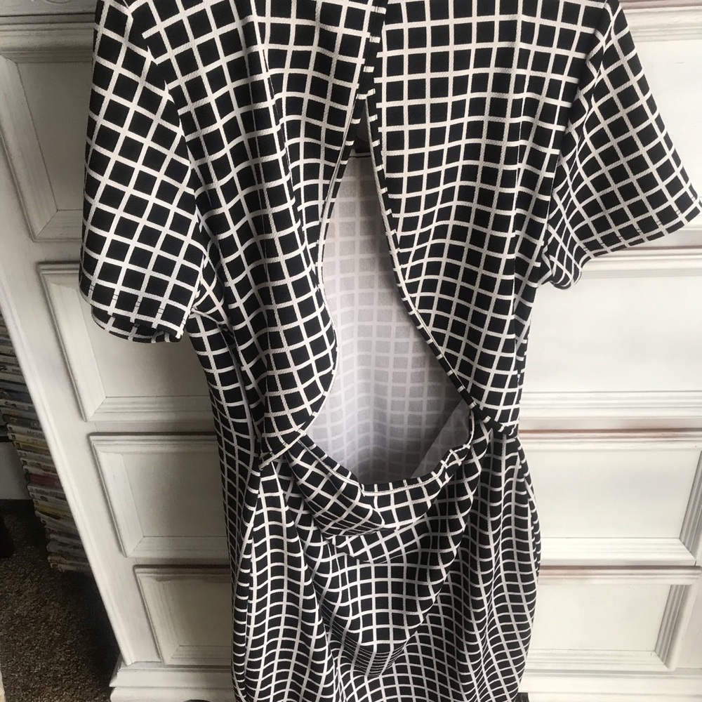 Fashion 2 Figure Dress